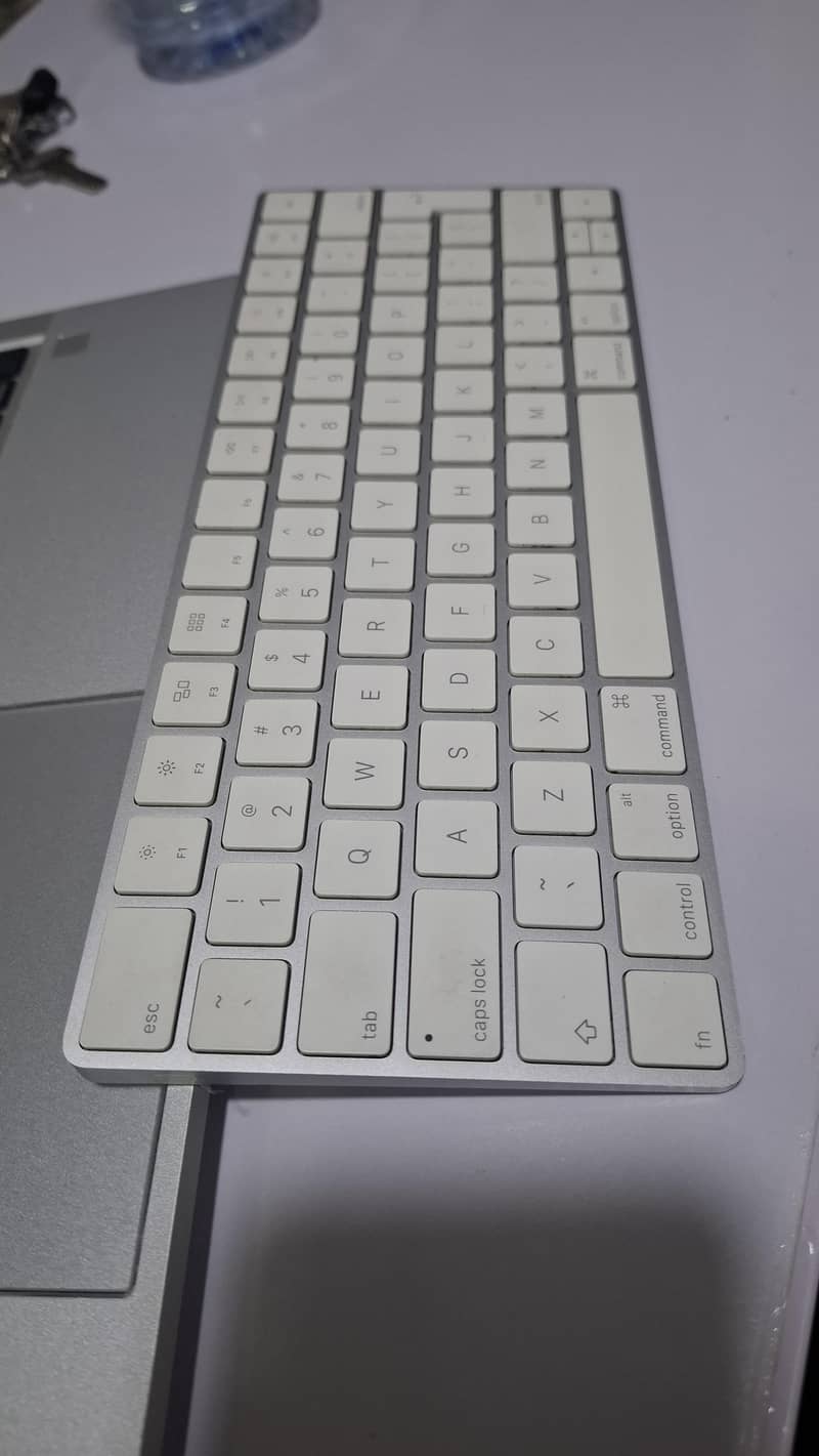 Apple Magic Keyboard A1644 0