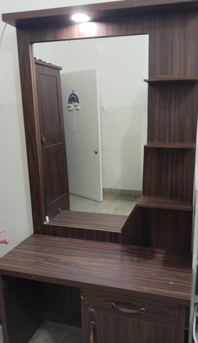 spacious Dressing Table