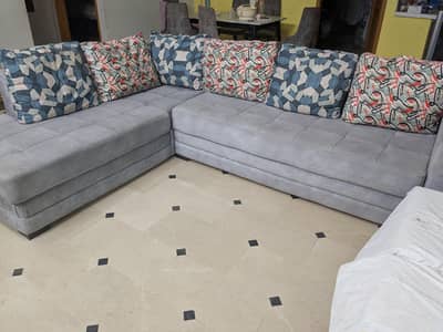 Grey L-shape 7 seater