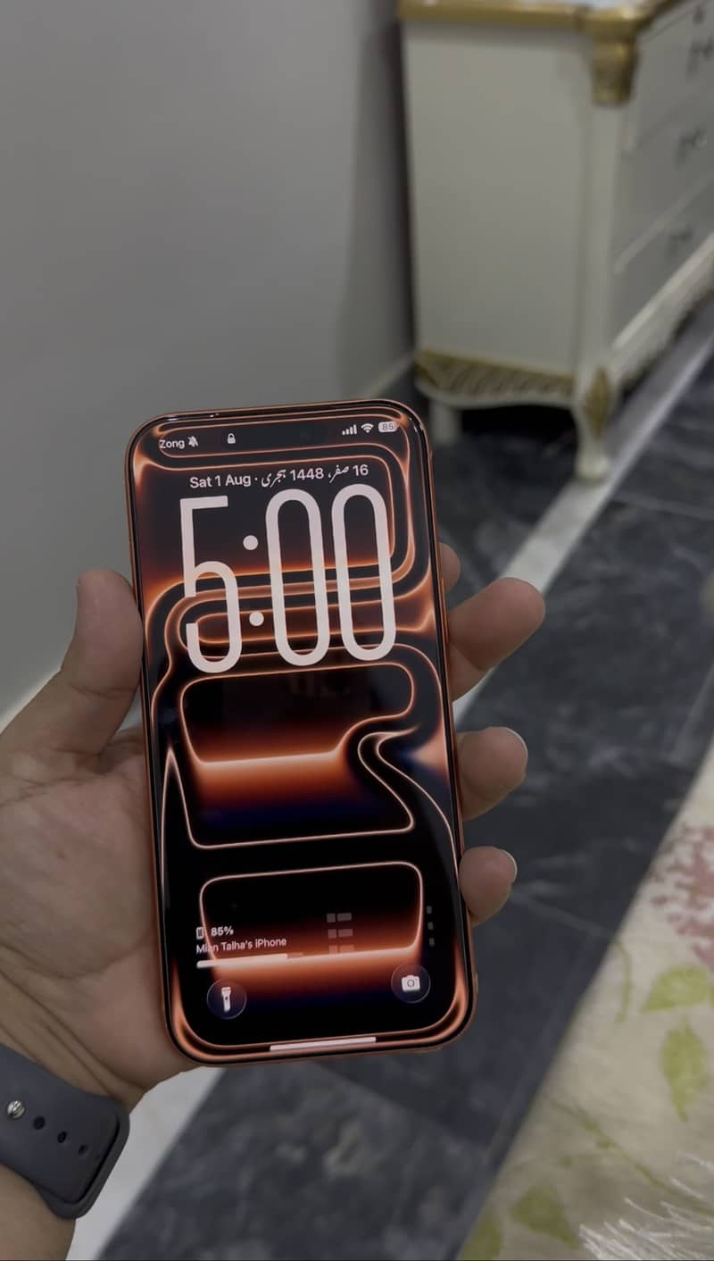 Apple iPhone 17 Pro Max 2