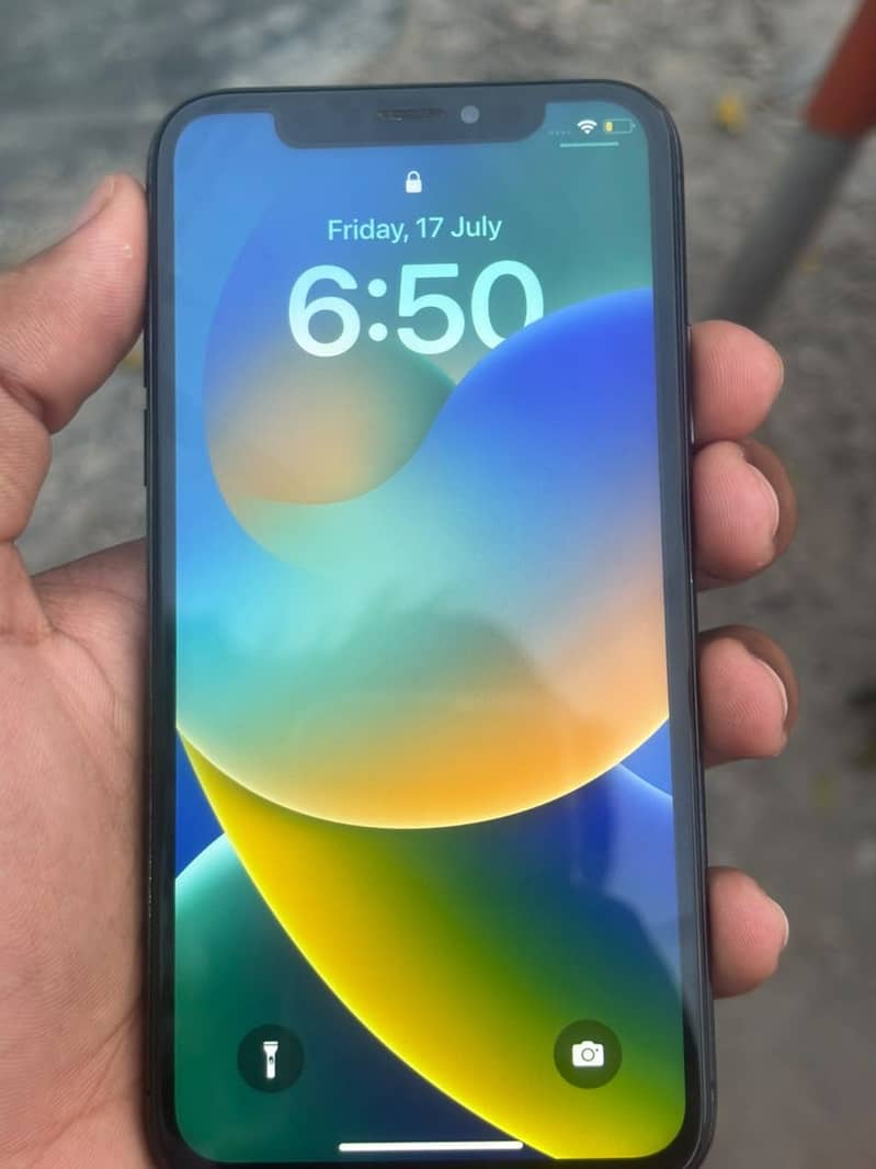 iPhone x 4