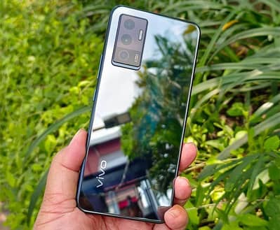 Vivo V23e Back Break