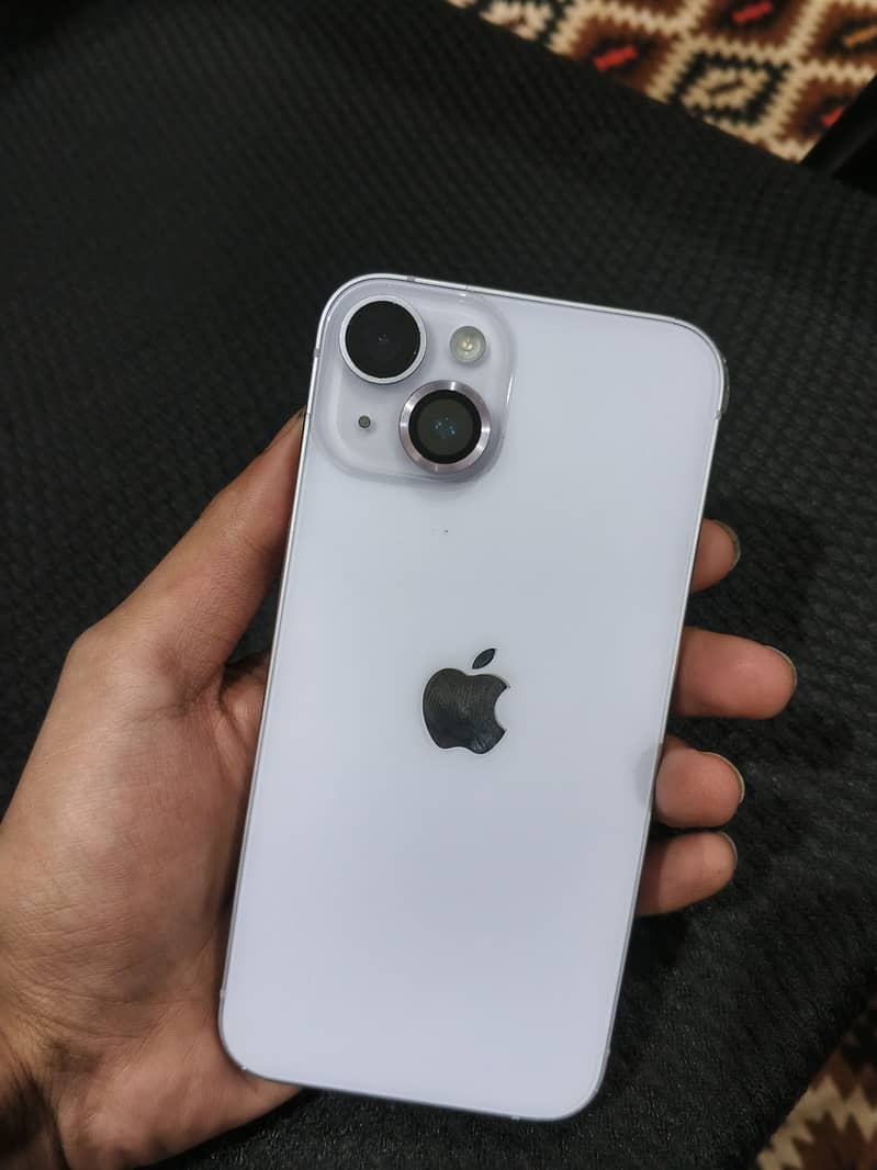 Apple iPhone 14 9