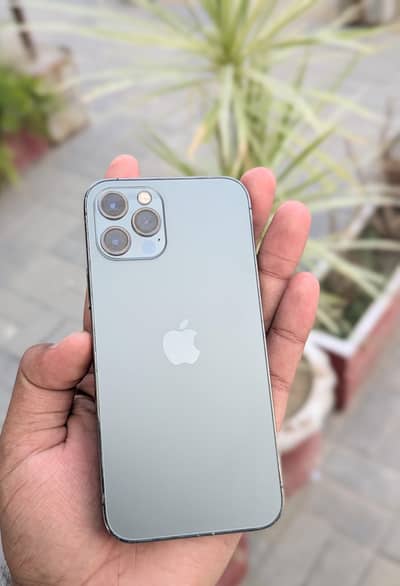 Apple iPhone 12 Pro