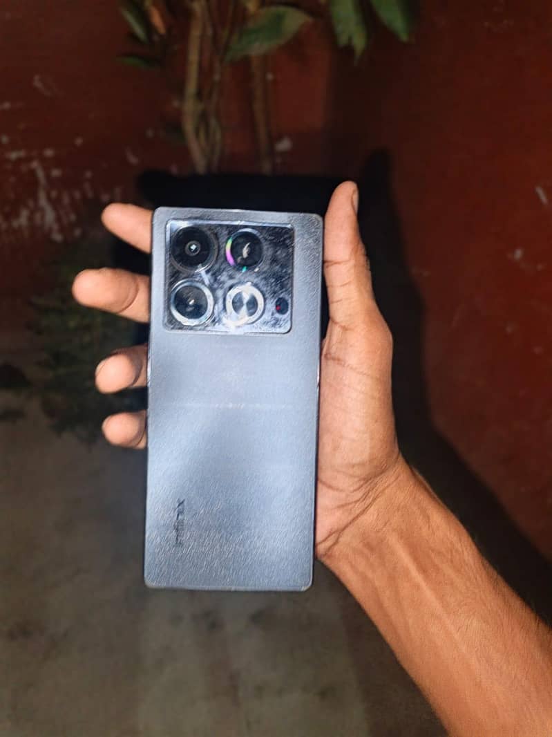Infinix Note 40 0