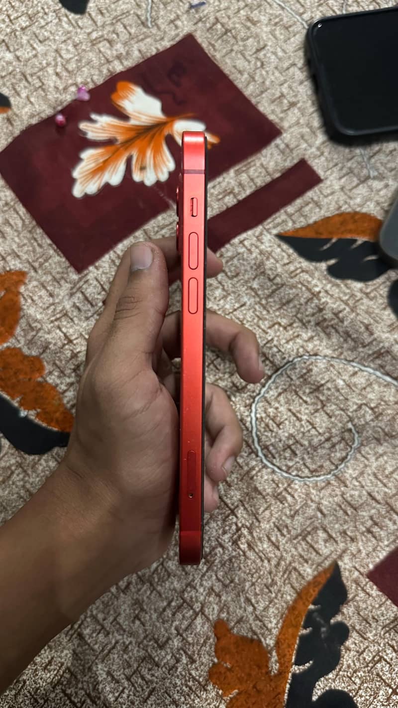 Apple iPhone 12 3