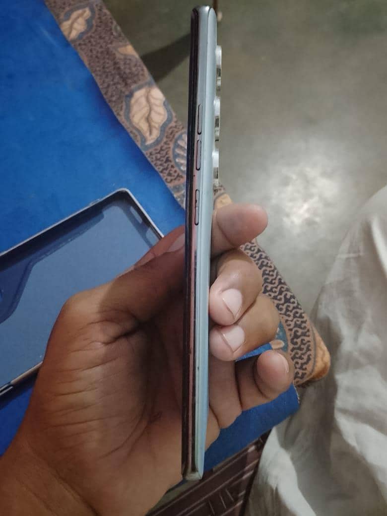 Tecno CAMON 40 Pro 3