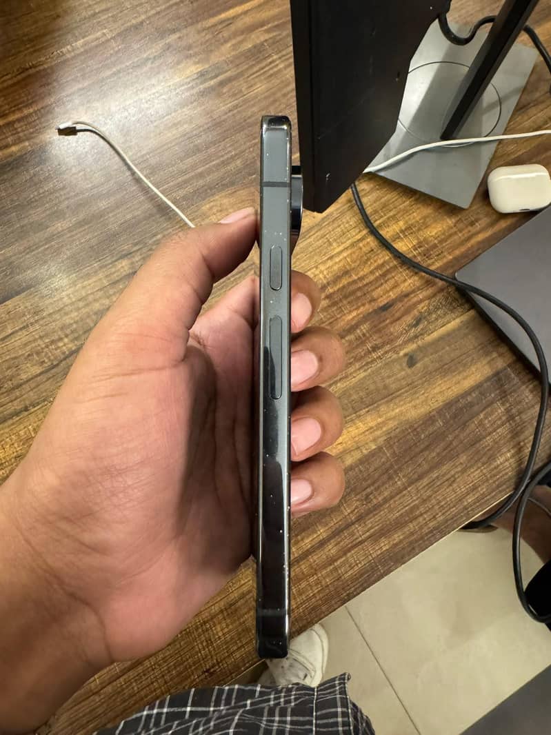 Google Pixel 9 Pro 4