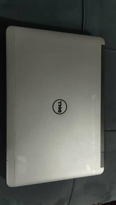 Dell Latitude 7320