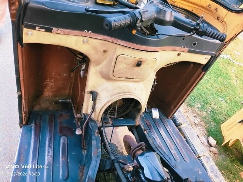 auto loader rickshaw sazghar 3