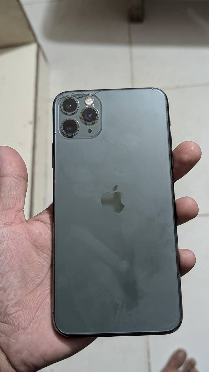 Apple iPhone 11 Pro Max 4