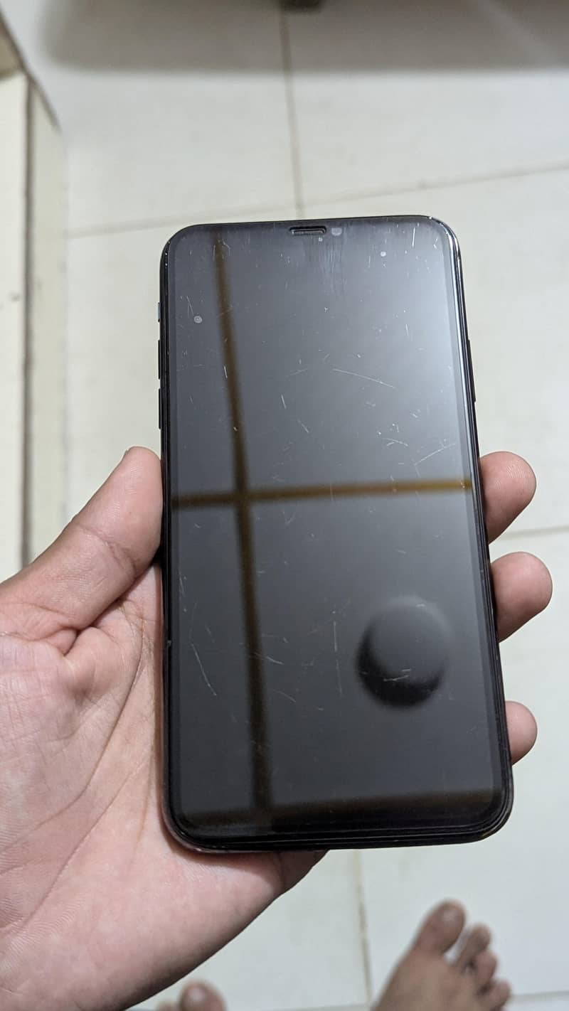 Apple iPhone 11 Pro Max 5