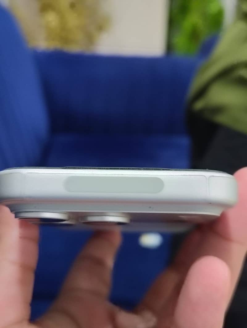 Apple iPhone 17 Pro 4