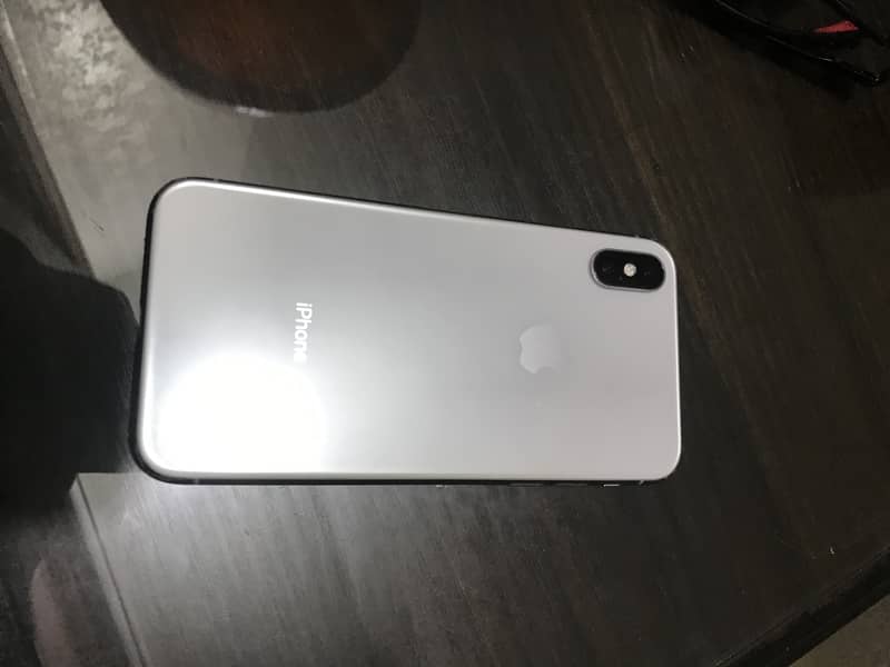 Apple iPhone X 0