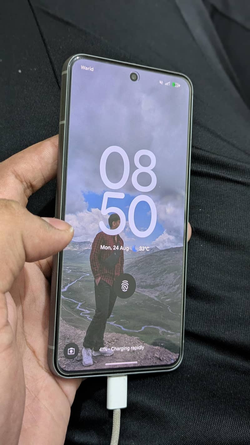 Google Pixel 8 4