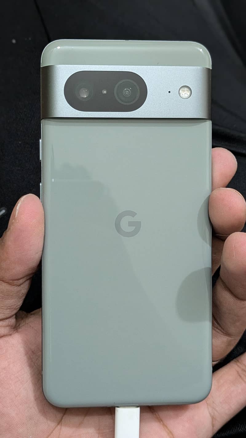 Google Pixel 8 6