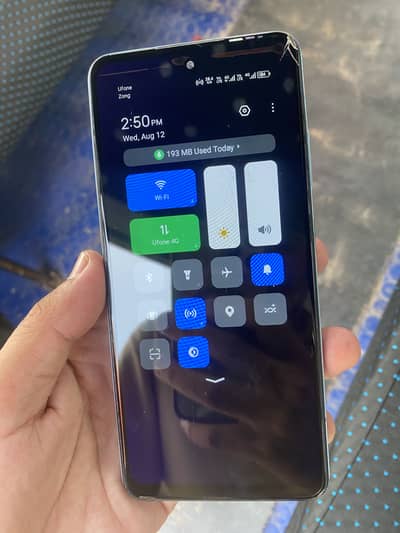 Infinix Smart 8 Pro 4+4 128  finger okkey  with box  working all okkey