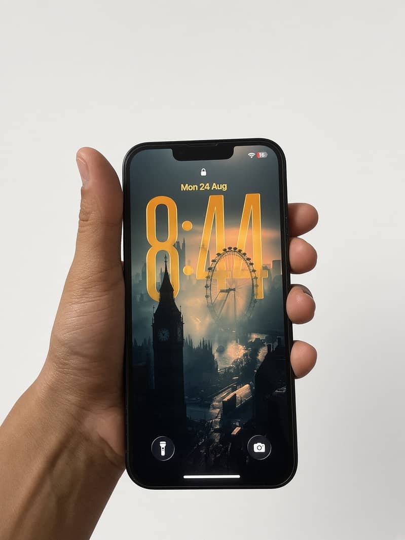 Apple iPhone 14 1