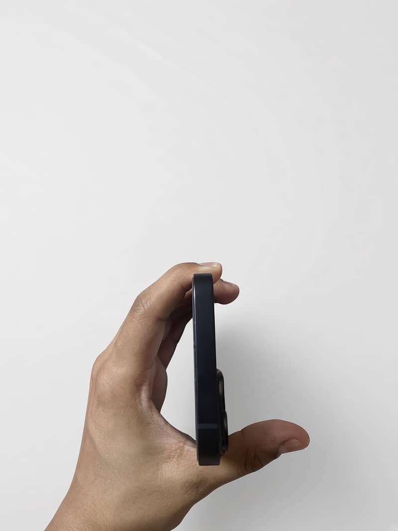 Apple iPhone 14 4