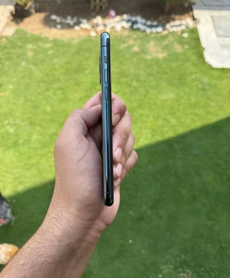 Apple iPhone 11 1