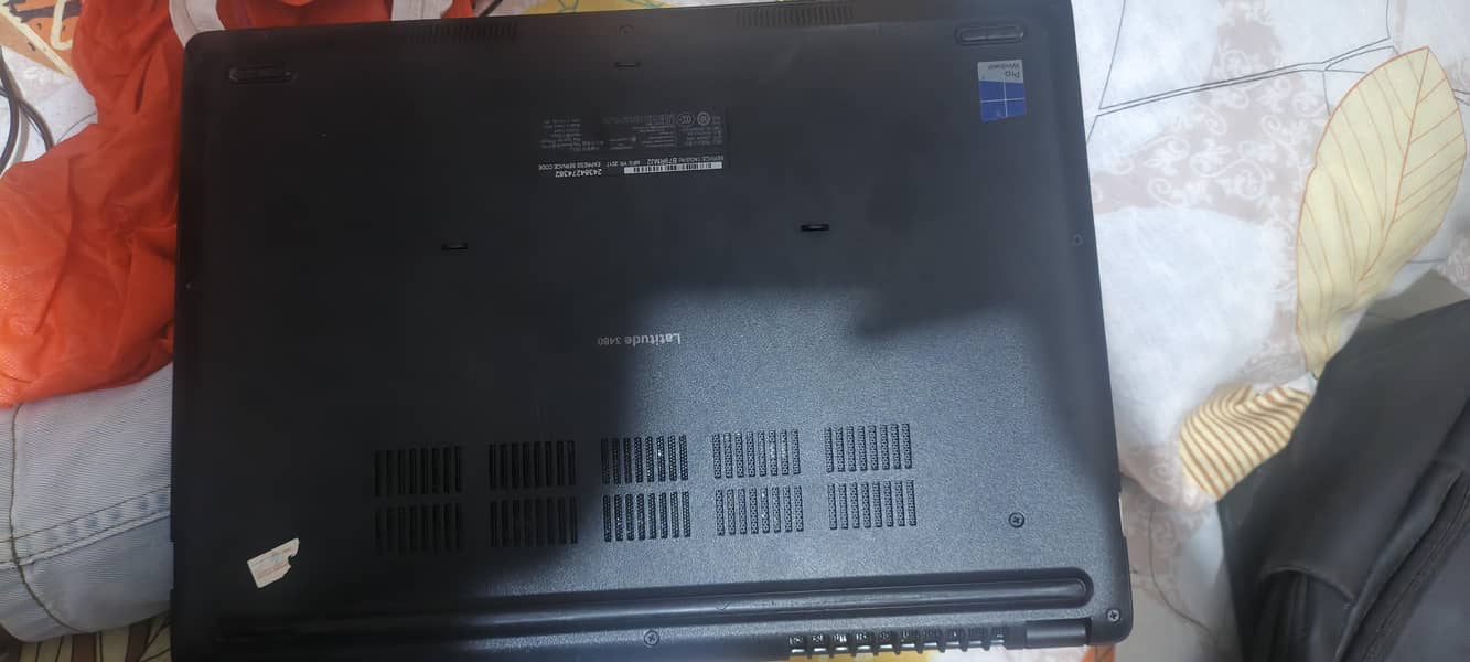 Dell . 3