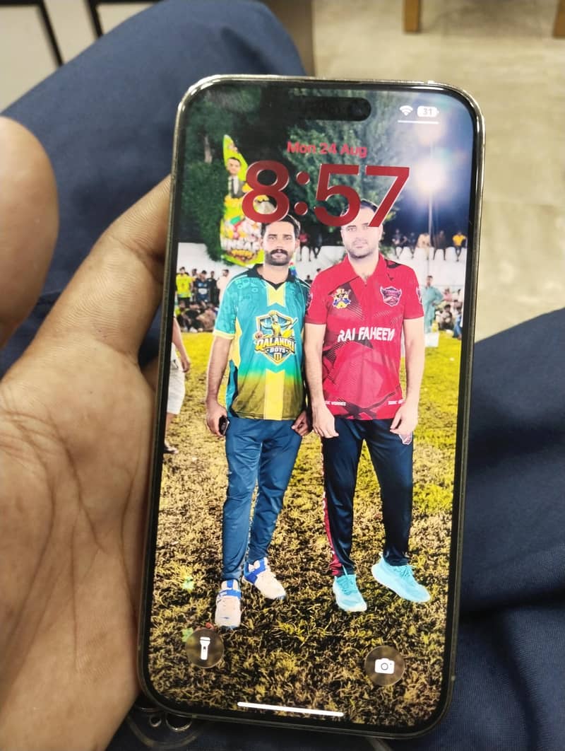 Apple iPhone 14 Pro Max 1
