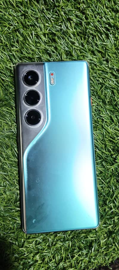 Tecno CAMON 40 Pro