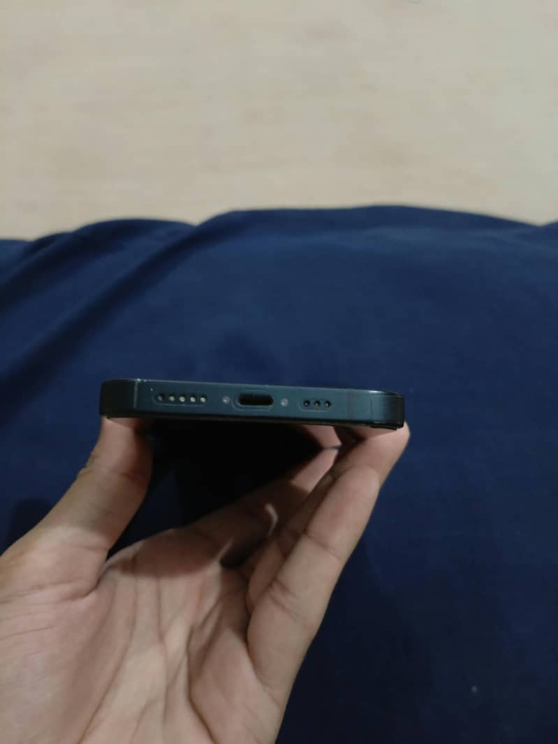 Apple iPhone 14 6