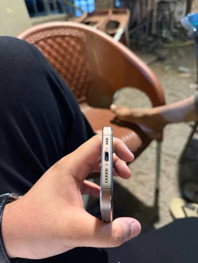 Apple iPhone 16 Pro