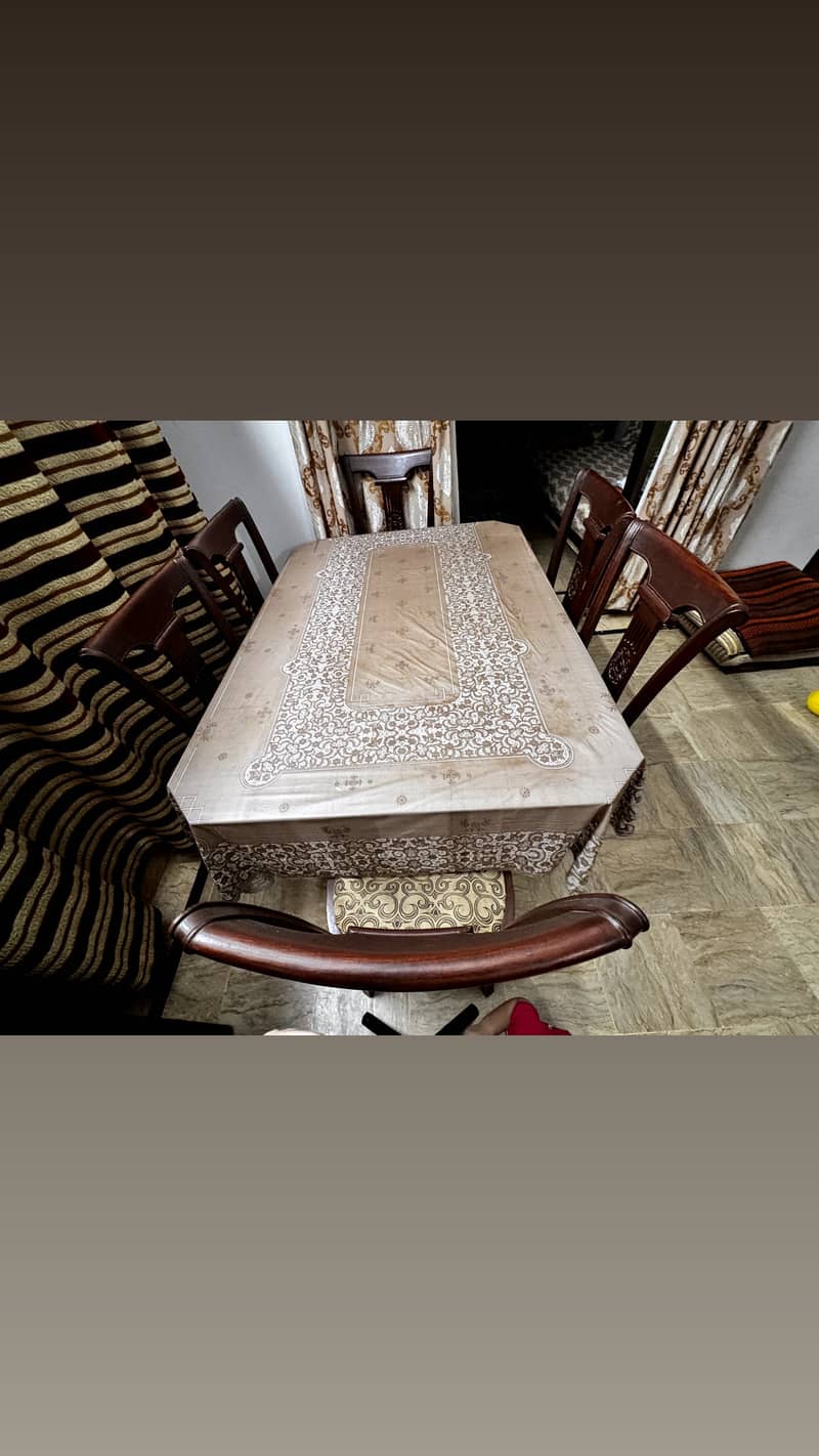 Dinning Table 3