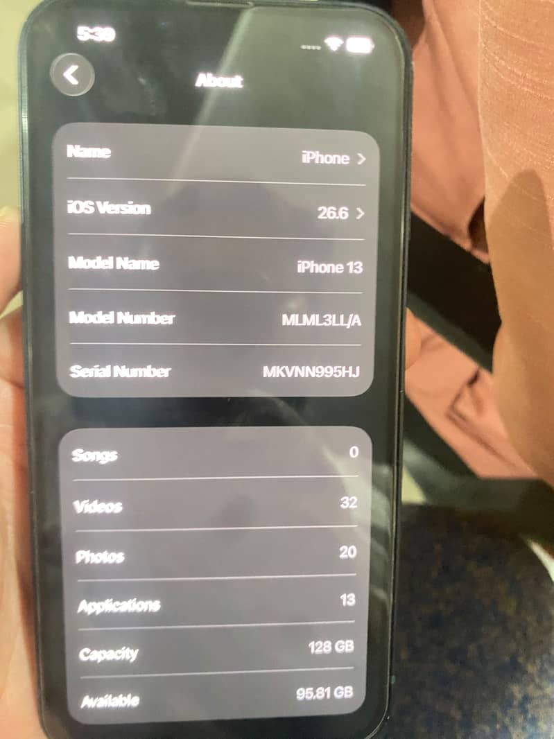 Apple iPhone 13 4