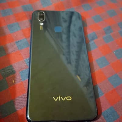 Vivo V11