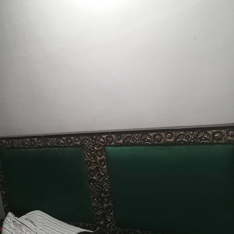 bed dressing side tables 0