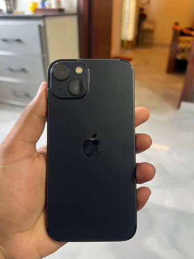 Apple iPhone 13