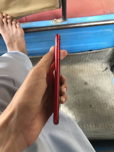 Apple iPhone SE