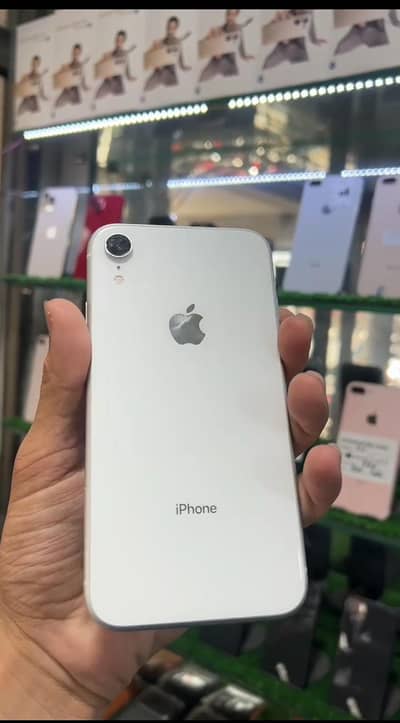 Apple iPhone XR