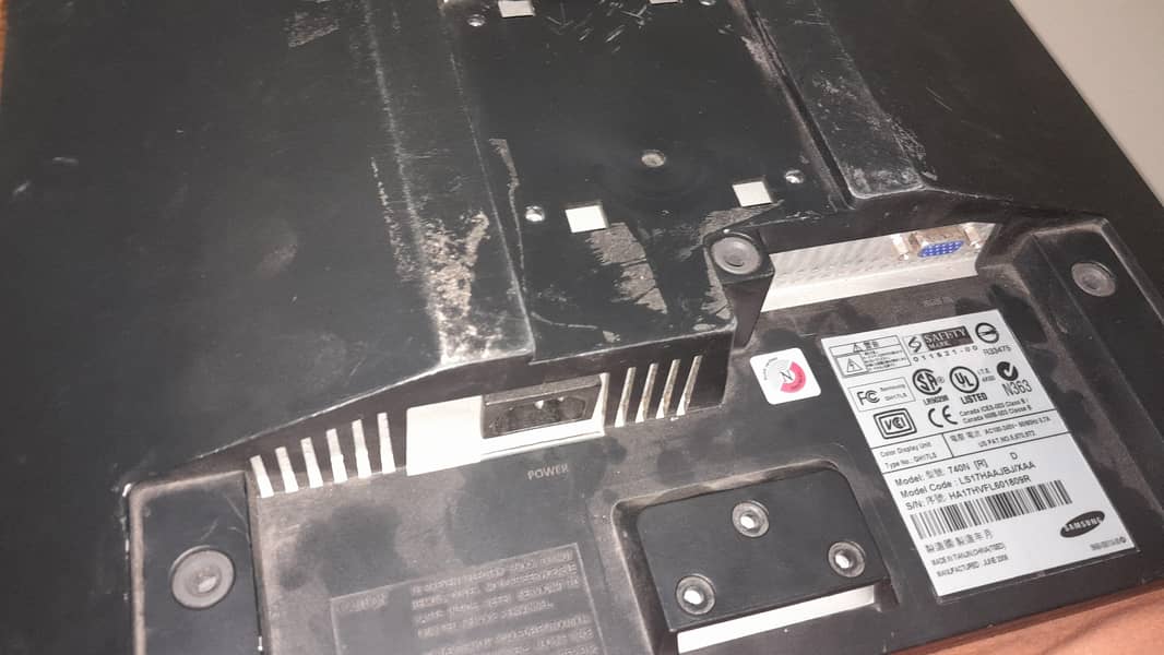 computer screen 4