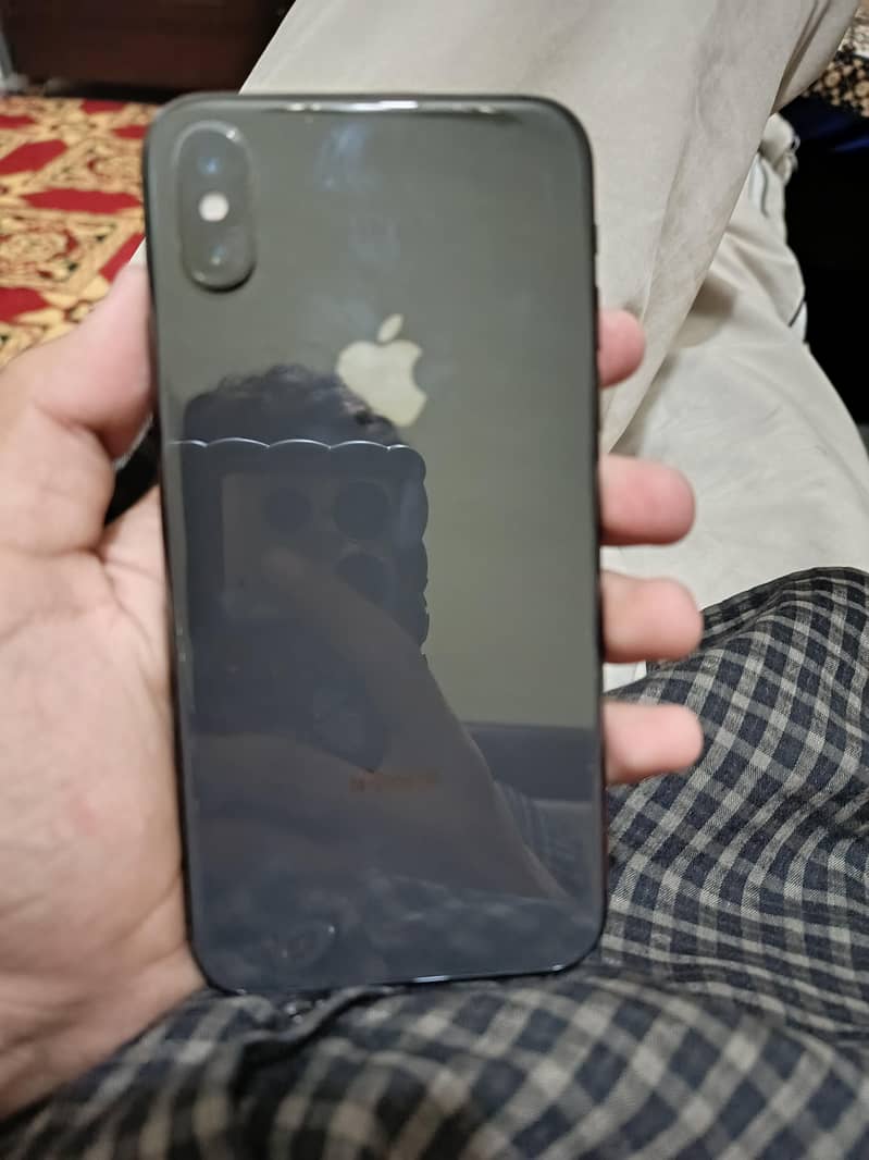 Apple iPhone X 5