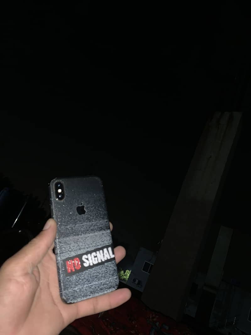 Apple iPhone X 0