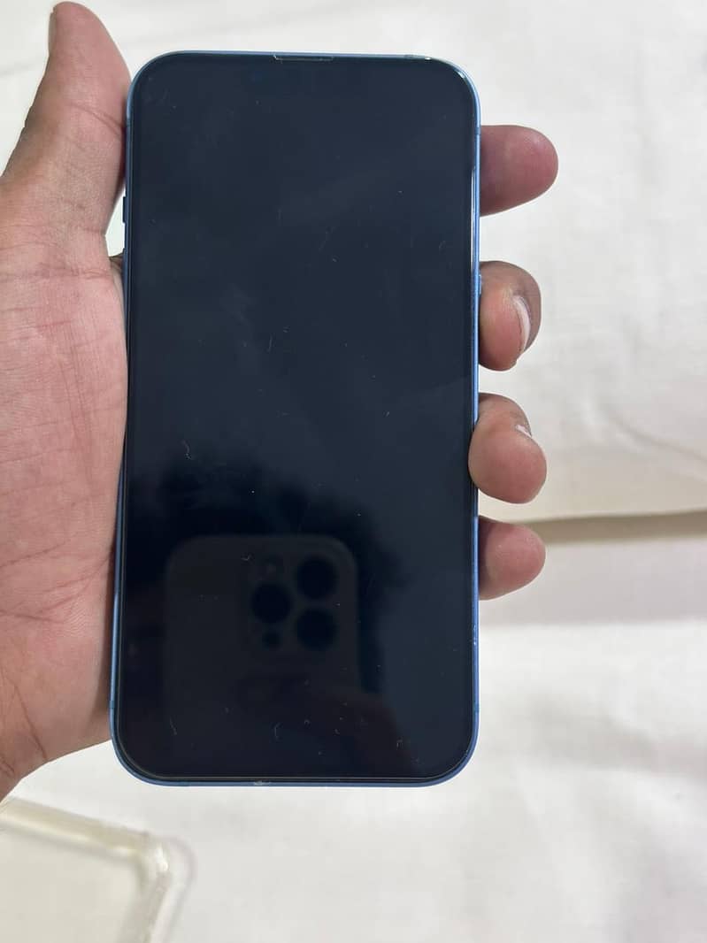 Apple iPhone 13 3