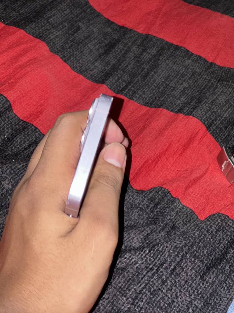 IPhone 14 2