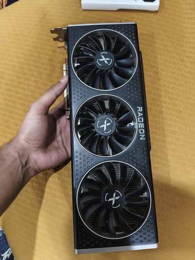AMD Rx 6800xt XFX Merc Edition 16gb Vram 10/10 mint condition