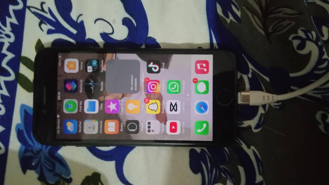 Apple iPhone 7 4