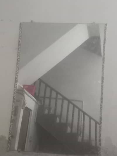 2 Mirror for sale chorai 2.5 lambai 3.5