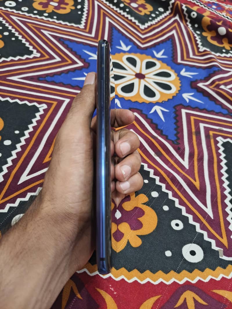 One Plus 7 Pro 3