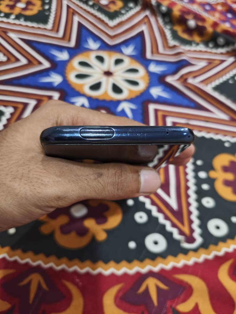 One Plus 7 Pro 5