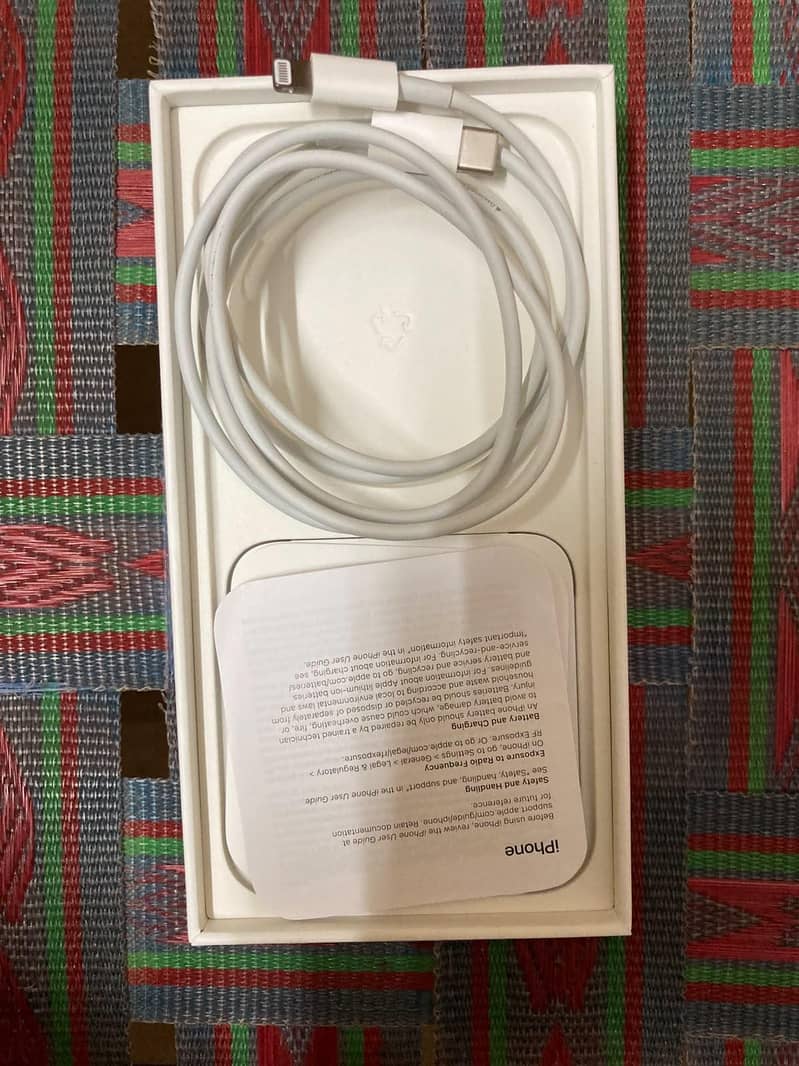Apple iPhone 13 3