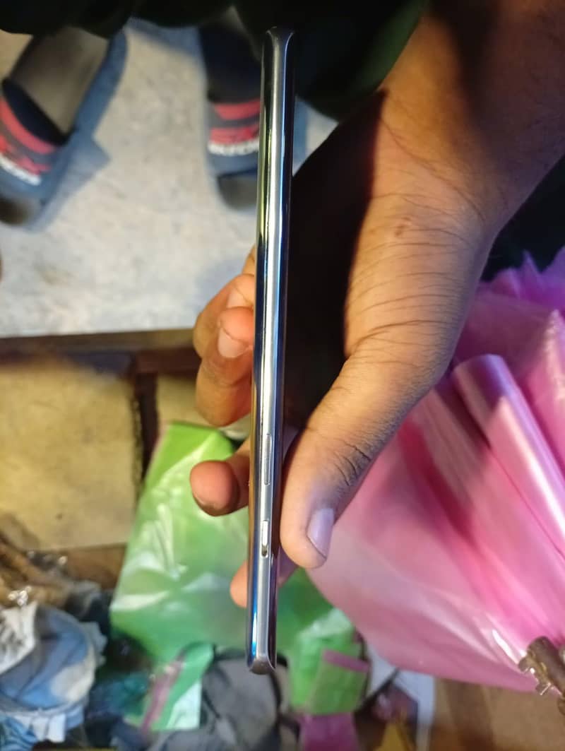 OnePlus 8 6