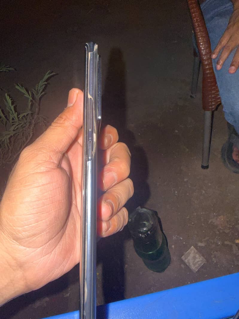 Infinix Note 40 Pro 4