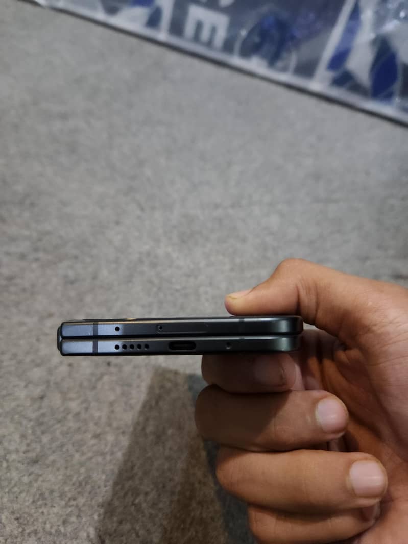 Google Pixel 9 Pro Fold [Sim Working] 2